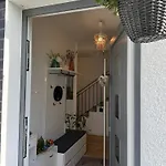 Cozy Modern Near Berlin With Free Parking & Fast Wifi *