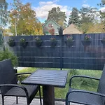 Cozy Modern Near Berlin With Free Parking & Fast Wifi