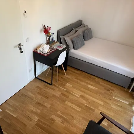 Cosy Near Berlin And Close To Tesla Factory In Brandenburg 홈스테이