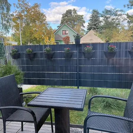 Cozy Modern Near Berlin With Free Parking & Fast Wifi