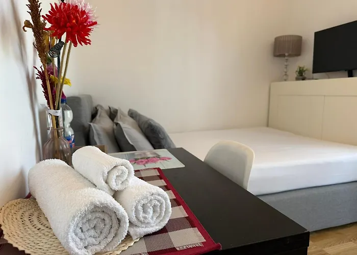 Cozy Modern Near Berlin With Free Parking & Fast Wifi Homestay Fredersdorf-Vogelsdorf