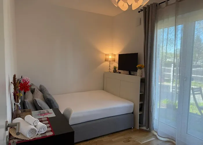 Cozy Modern Near Berlin With Free Parking & Fast Wifi Fredersdorf-Vogelsdorf