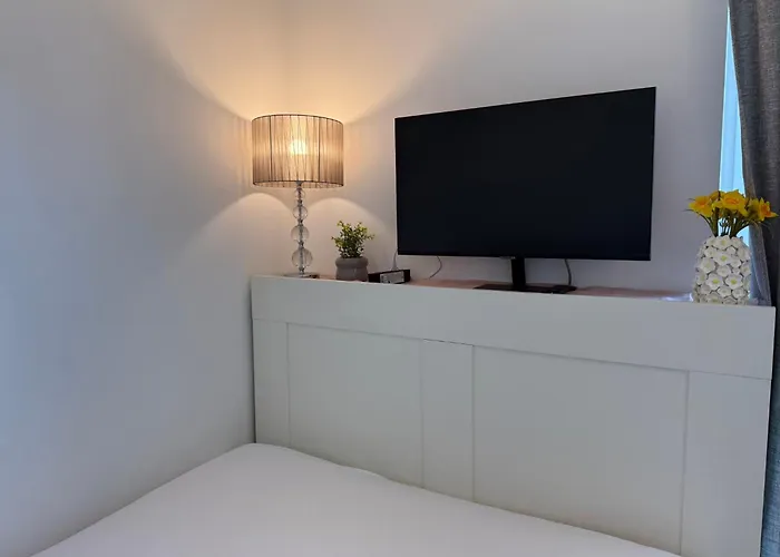 Quarto em Acomodações Particulares Cozy Modern Near Berlin With Free Parking & Fast Wifi *