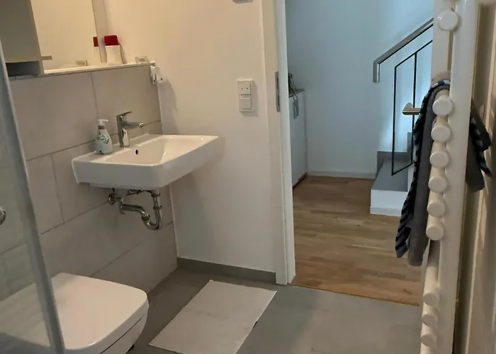 Cozy Modern Near Berlin With Free Parking & Fast Wifi Quarto em Acomodações Particulares Fredersdorf-Vogelsdorf