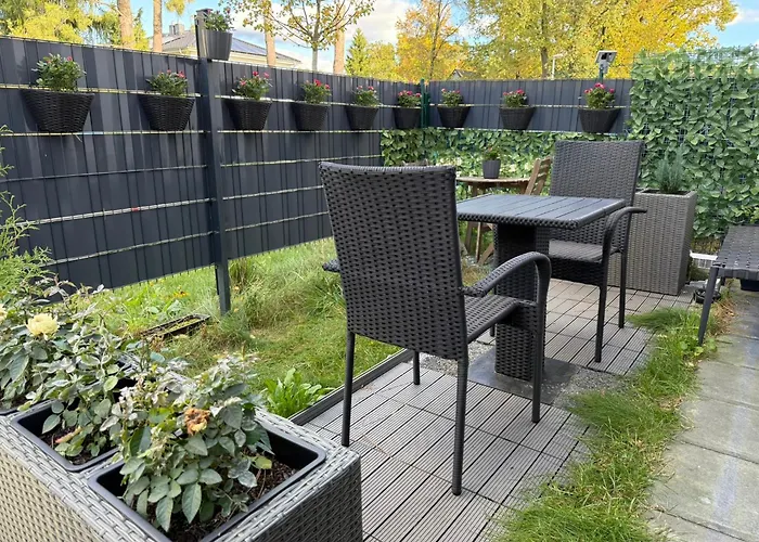 Cozy Modern Near Berlin With Free Parking & Fast Wifi *